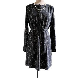 LOFT Gray, pink, & white vine pattern Shirt Dress w/ tab sleeves, size Medium